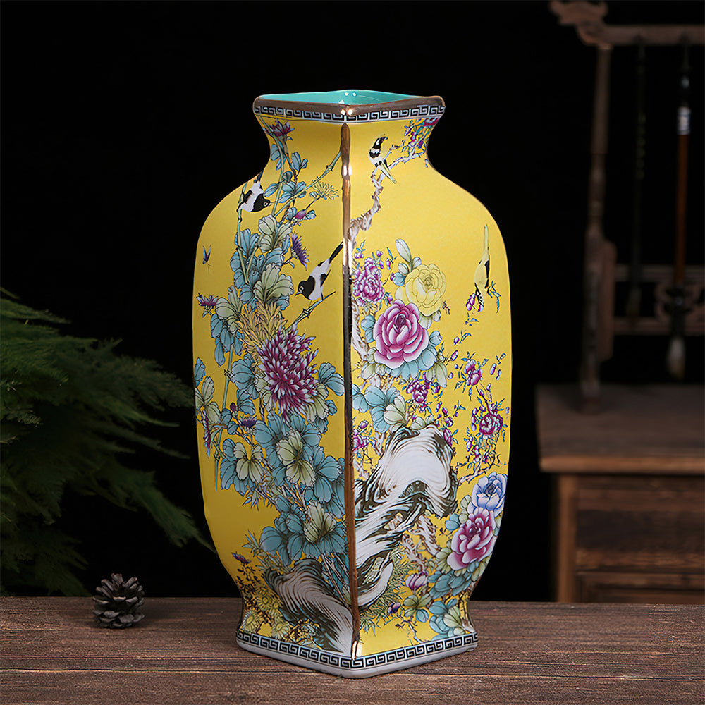 Vase Asiatique Rectangulaire Jaune Ancien