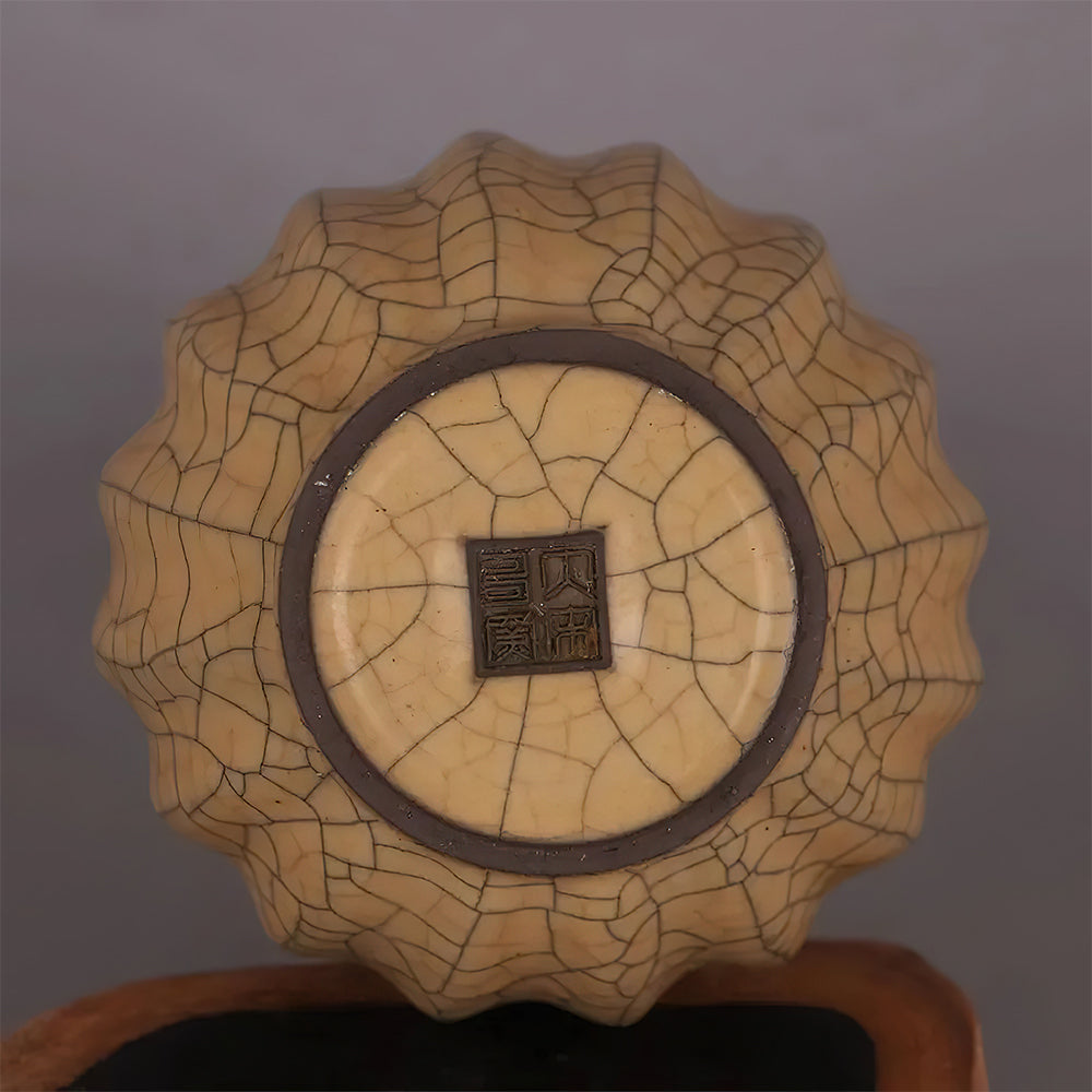 Vase Asiatique Marron Signe