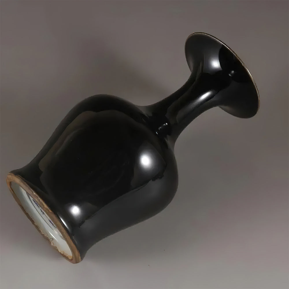 Vase Asiatique Noir Ancien